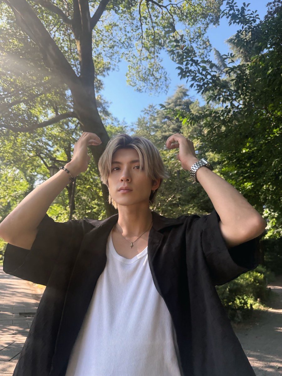 wfw5z's tweet photo. 【ツアー情報ℹ️】

3/29(日) 心斎橋CLAPPER      
木村 弦　五感release月見ル五感東名阪TOUR!!
In OSAKA

木村 弦

■GUEST ACT
杉本 新 (from.THE SIXTH LIE)

12:00 OPEN 12:15 START 
前売り¥3500 当日¥4000 ドリンク料金別途
特典会あり

チケットはこちら💁‍♀️
https://t.co/S0ELS2bMKi https://t.co/4a3pZHMemq