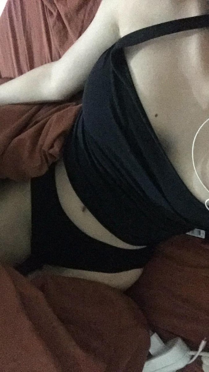 show almak isteyen yada foto video isteyen sanal finansal köleler yazsınn bana , reel var mı diyen hadsizleri direkt engelliyorum 😈📷 #köle #finansaldestek #finansalkoele #sahibe #antireport #finansalkoele #ayakfetişi #ayakkölesi #ayakfetiş #finansalköpek #finansalyardım