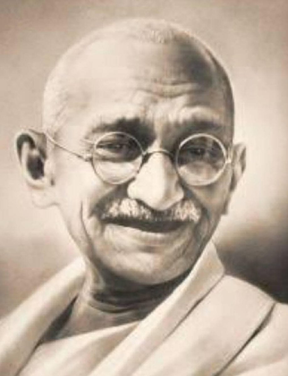 सत्य और अहिंसा के पथप्रदर्शक राष्ट्रपिता महात्मा गाँधी जी की पुण्यतिथि पर उन्हें शत-शत नमन.

उन्होंने सिखाया कि सत्ता के सामने सच बोलना ही असली देशभक्ति है।

अहिंसा चुप्पी नहीं, बल्कि अन्याय के खिलाफ़ सबसे मज़बूत प्रतिरोध है। आज भी वही रास्ता सबसे ज़रूरी है। 
#mahatmagandhiji