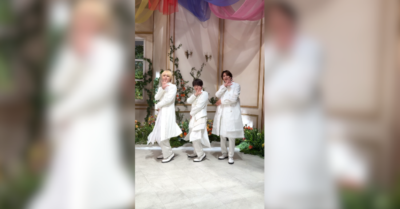 JUMP_Storm's tweet photo. /／
TikTok!!!!!!!
\＼

どのHoneyが
振り向いてくれるでしょうか？🐝
ウキウキ♡

▼Streaming &amp; Download
https://t.co/u2WAVnYl52

#ハニカミJUMP
#HeySɑyJUMP

▼TikTokはこちら！