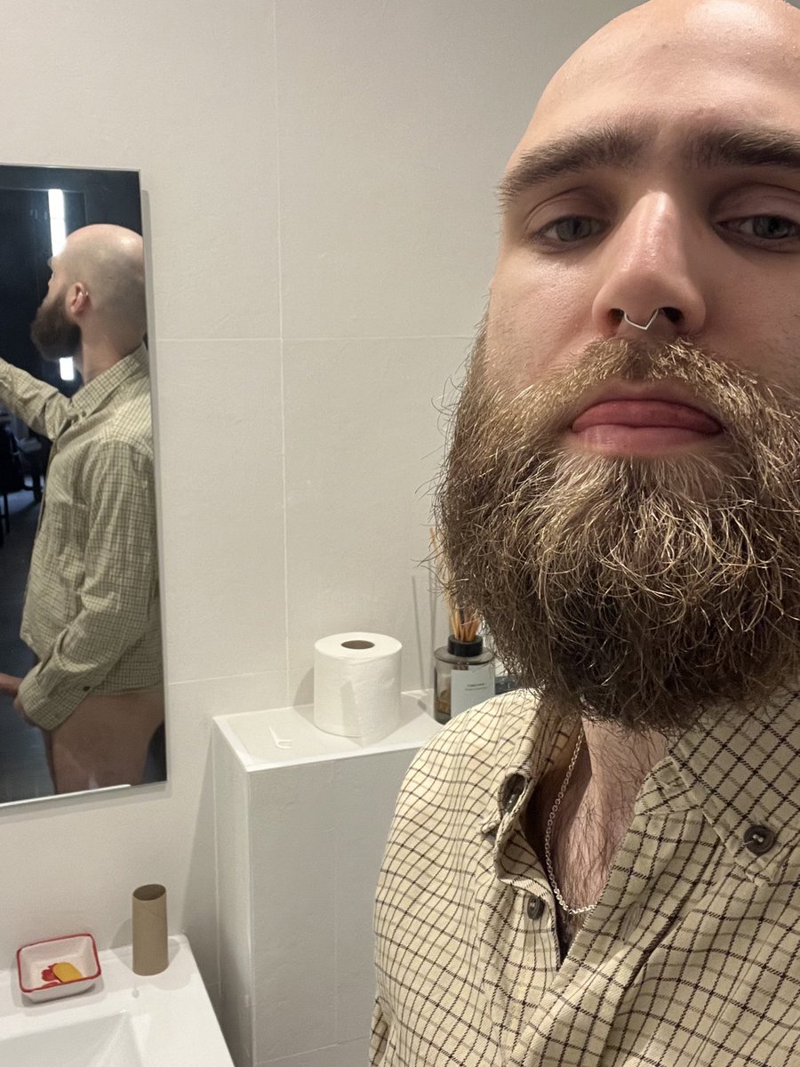 Jooovdl's tweet photo. on dirait un selfie de boomer… 🤧 https://t.co/WinsgWaGZK