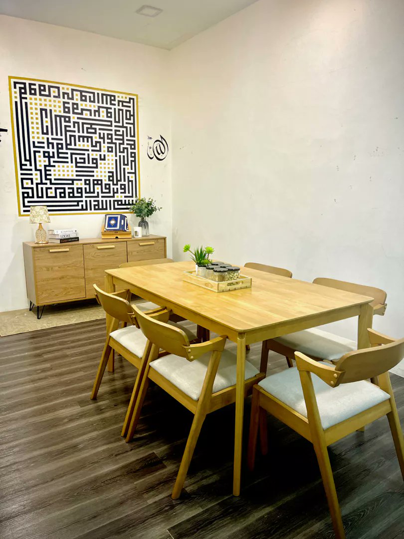 sofie276's tweet photo. ✨ Dining Set Raya ✨
✔️ Design moden &amp; kemas
✔️ Selesa untuk jamu tetamu
✔️ Rumah nampak lebih teratur

https://t.co/lMDPhAK2wt https://t.co/Mut6Oi7T2G