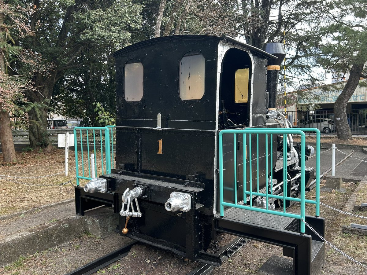 Great to see so many Japanese locomotives preserved in parks and