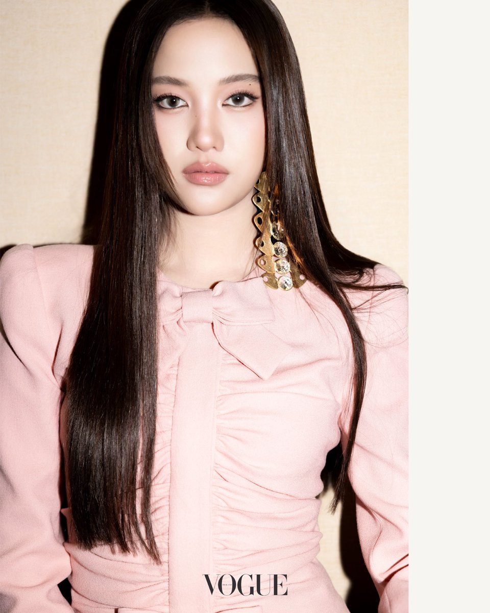 Vogue Thailand (@voguethailand) on Twitter photo 