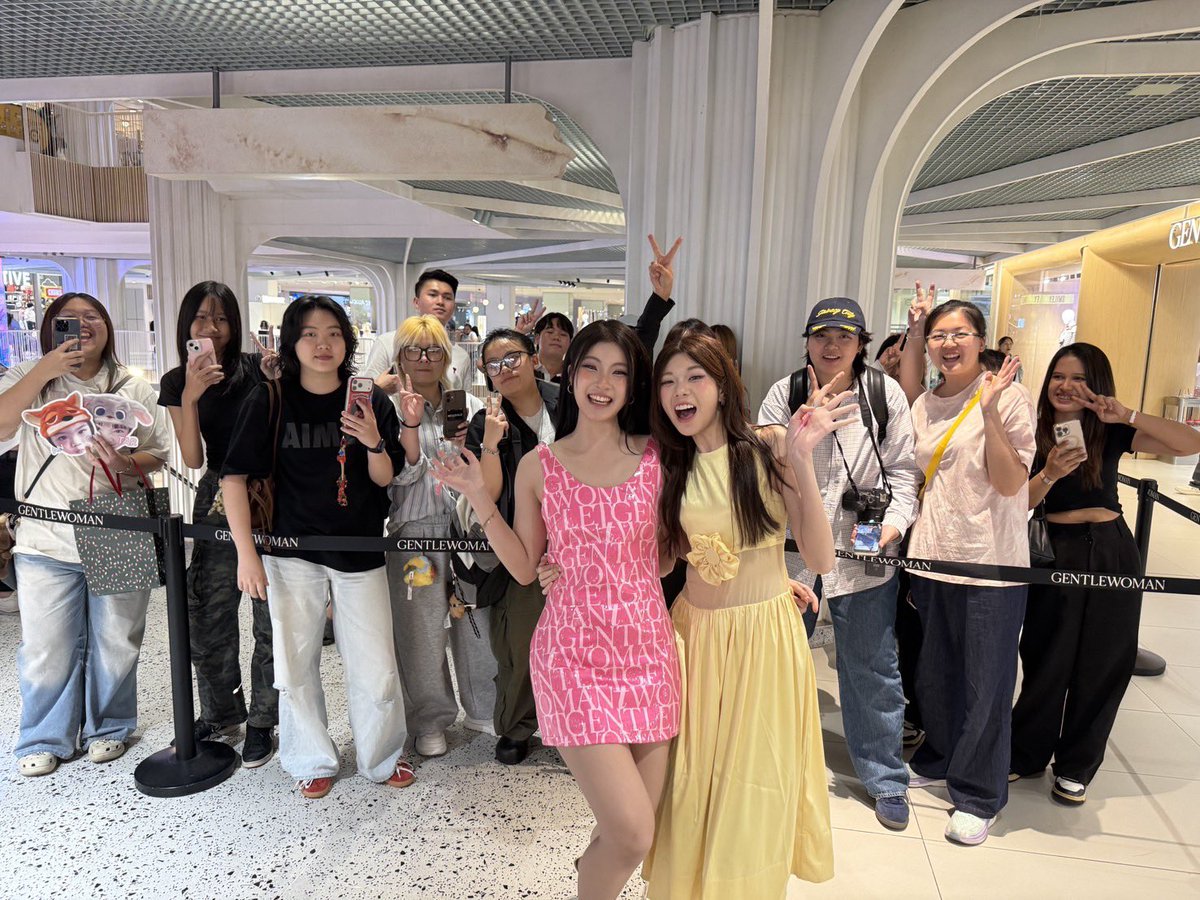 minemediap's tweet image. ขอบคุณที่มาหา #จี้อั๊ต กันนะคะ ไว้พบกันใหม่งานหน้าค่ะ 🤍✨

GIEART AT HOTEL TANDT

#TandTxGTWMxจี้อั๊ต 
#Angietiira
#Attarnat 
#GieArt
#Minepeople