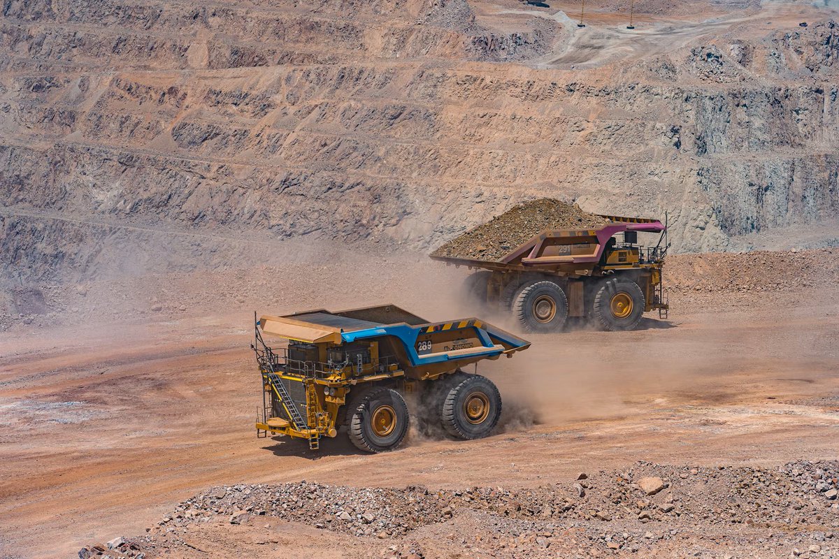 im_mining's tweet photo. “AI is helping us understand our operations in new ways and act earlier, with greater confidence,” Johan van Jaarsveld, BHP Chief Technical Officer, says. Find out just how it is doing this in the story here 👉https://t.co/oV1lmAdtSE @bhp #TheAIMine #DigitalMine #mineoptimisation https://t.co/hx5Gz2O4xd