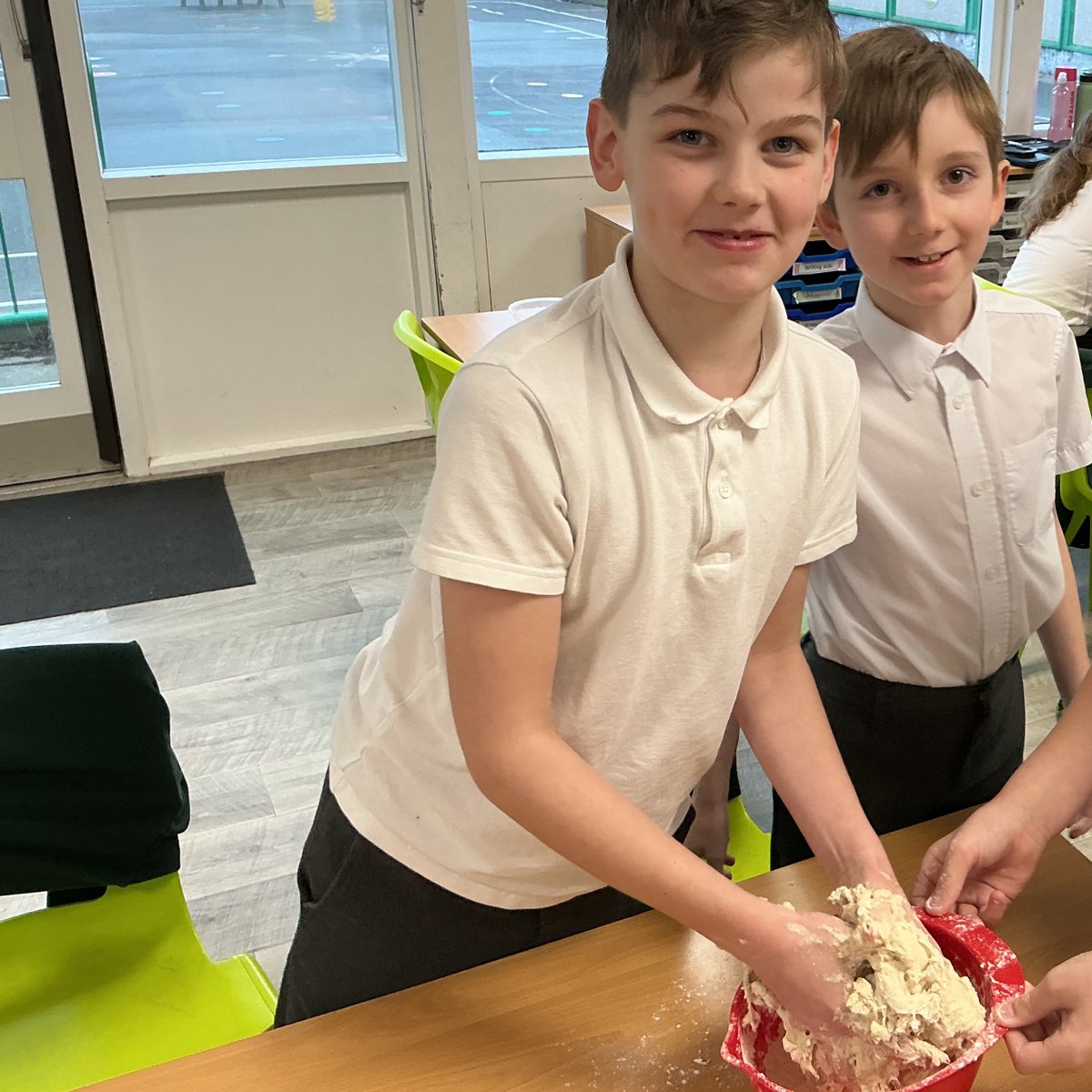 Strike Lane Primary tweet media