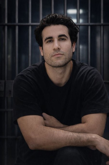 مهدی صیادی
#مهدی_صیادی
۲۹ ساله
گیلانغرب
در خطر اعدام