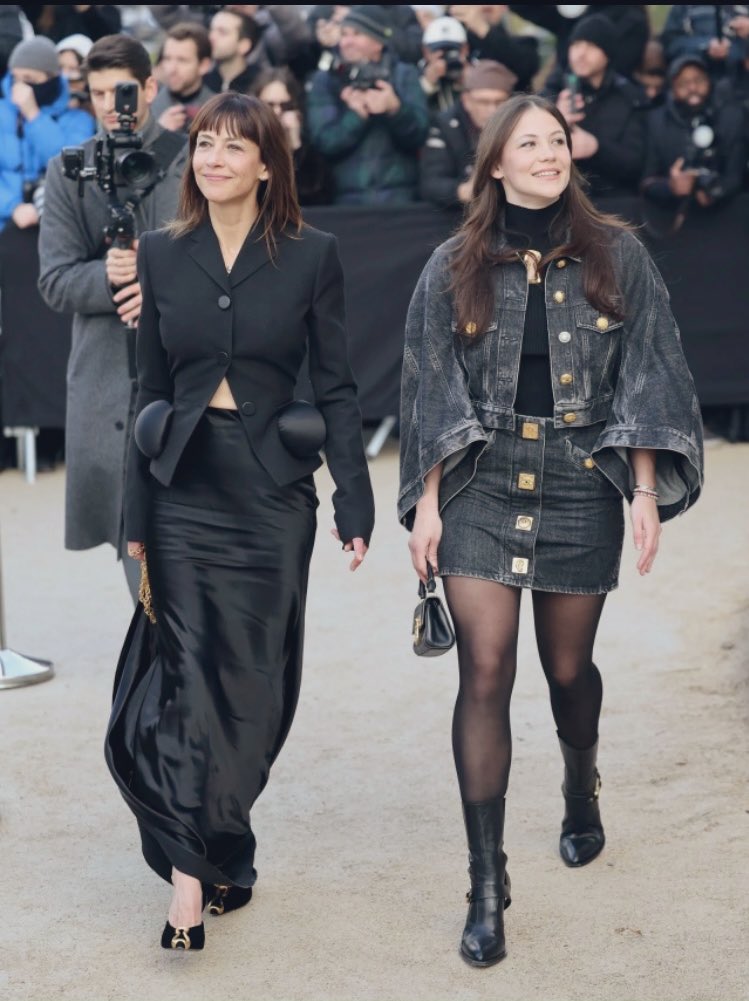 ソフィー・マルソー の娘さんって初めて見たけどソフィーにあんまり似