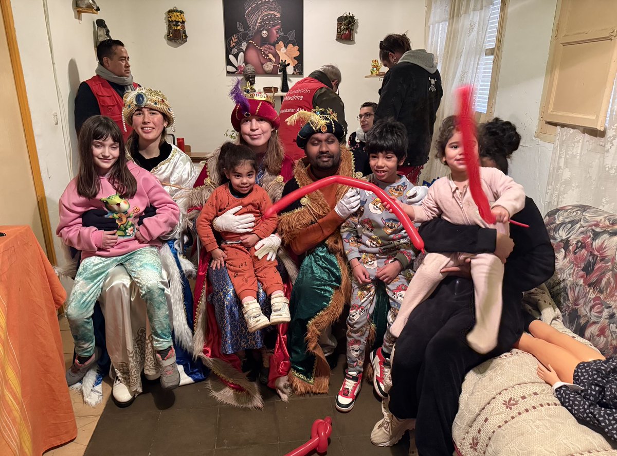 Fundación Madrina tweet media