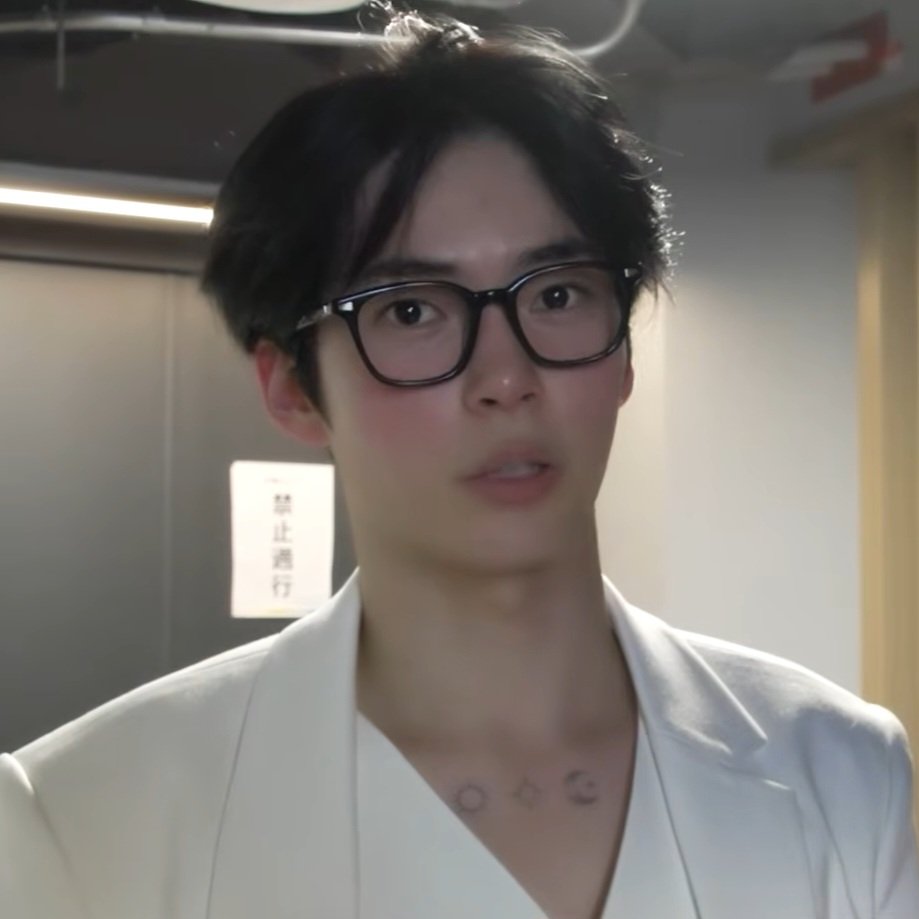 리허설하고 빨갛게 익어버린햄냥이