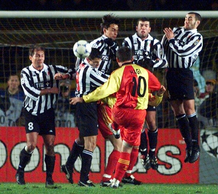Galatasaray-Juventus eşleştiyse...Hagi ve Juventus barajı...1998 Aralık...İstanbul Ali Sami Yen Stadı...