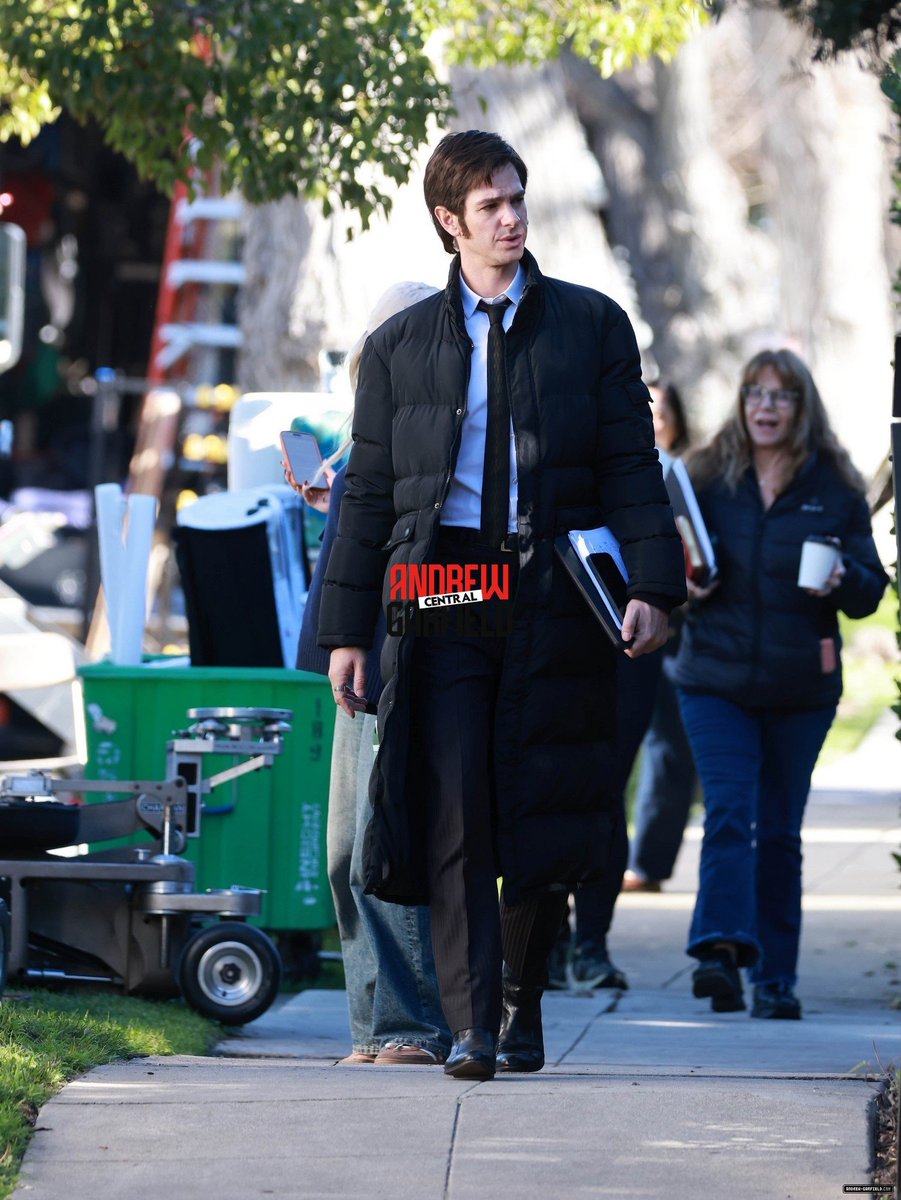 Andrew Garfield Central tweet media