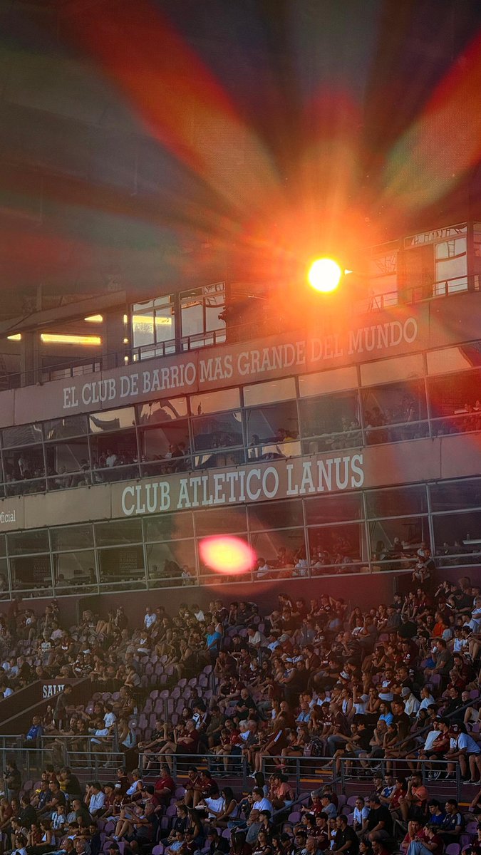 david9caruso's tweet photo. ¡Que hermoso que sos, Lanús! 😍☀️🇱🇻 https://t.co/K1g6VUqBjC