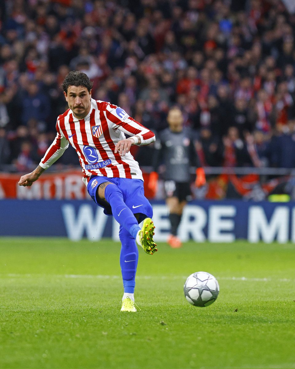 DiarioLaGaceta's tweet image. #ChampionsLeague || Están listos los dieciseisavos de final de la Liga de Campeones, con nuevos desafíos para los clubes españoles: El @realmadrid se enfrentará al @SLBenfica y el @Atleti lo hará contra el #Brujas.