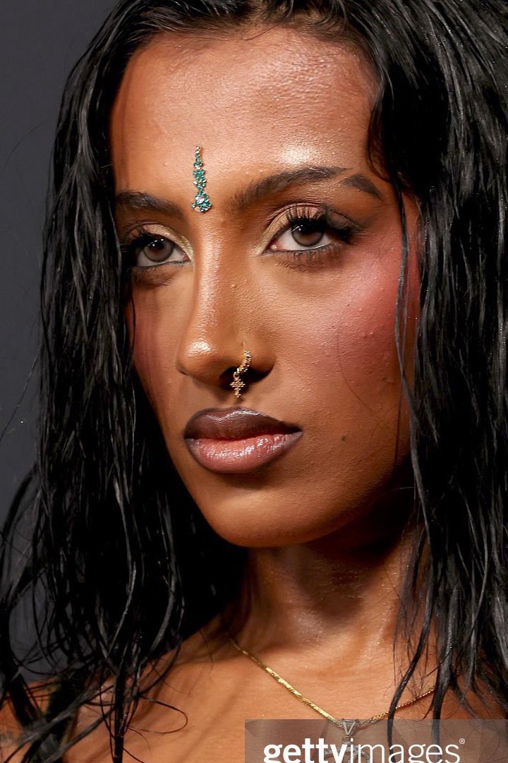 manonscookie's tweet image. the katseye getty images? manon is the only member who looks okay the rest are a mess 😭😭😭