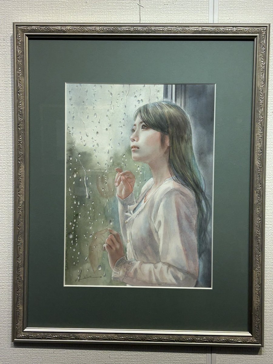 どれもみずみずしく、美しい女性の水彩画。そして私は額装も見るのが