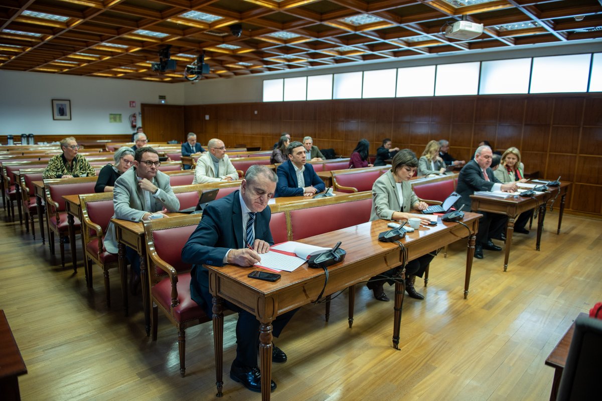 PSOE SENADO tweet media