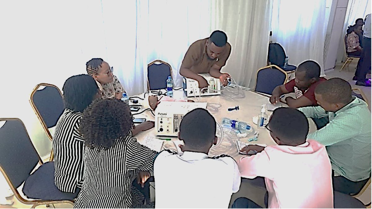 NEST360org's tweet image. Strengthening skills for quality #NewbornCare.

From 26–30 Jan 2025 at Ngome Hall, Dar es Salaam, health workers are completing a 5-day hands-on training facilitated by NEST360 #Tanzania🇹🇿, covering #CPAP, phototherapy, oxygen therapy, #KMC, resuscitation, and thermal care.
#UHC