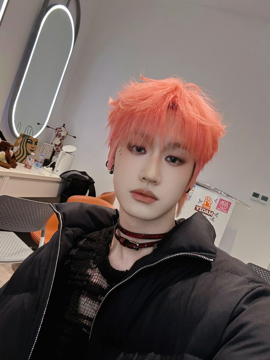 AllForLiuZhang's tweet photo. 🦆 30.01.2026 | AK Weibo Update

: ความทรงจำของเด็กชายผมสีชมพู

— Like &amp; Comment &amp; Repost —

🔗 https://t.co/tnsEoE9wn1

#AKOOLMAN
#LiuZhang #AK刘彰 #หลิวจาง #เอเค https://t.co/3yzIQaAGCQ