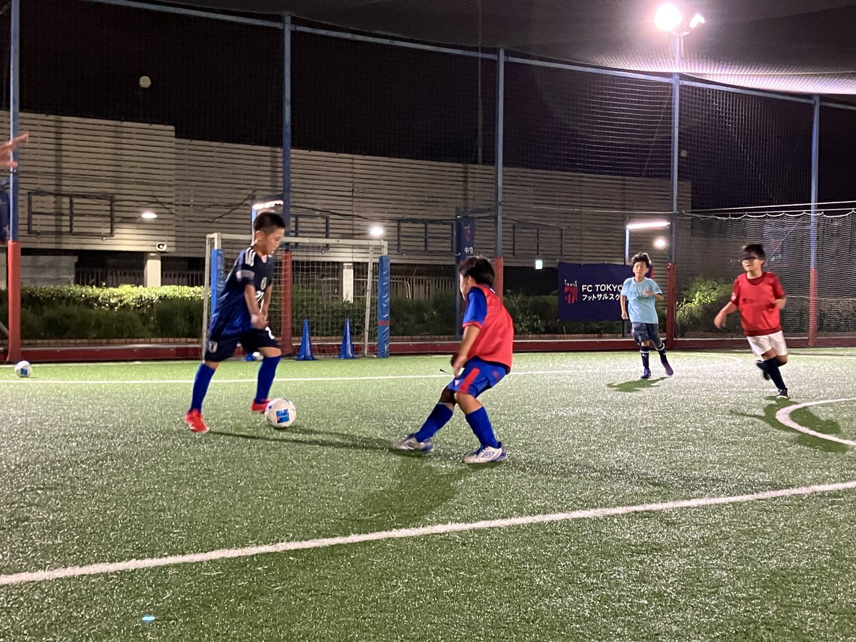 fctparkfuchu's tweet image. 【今週末のイベント案内⚽】

🔵31日(土)
12:00～ 個サル(#OVER40&amp;amp;レディース)
20:10～ 個サル(#エンジョイ)

🔴2月1日(日)
15:30～ #ワンデイスキルアップフットサル教室(4-6年生)

空き枠わずかのイベントもございます！
お申込みはお早めに😊

labola.jp/r/shop/3143/ca…

#fctokyo #fuchu #futsal