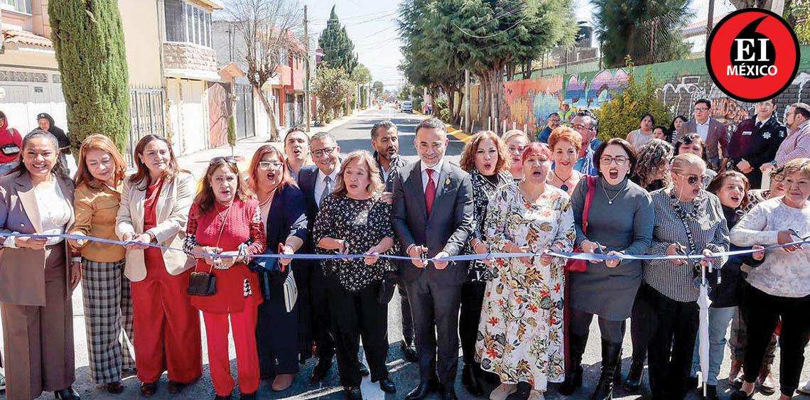 ElInformanteMX's tweet photo. Entrega @FerFlores_Emp #NuevaVialidad en #IzcalliCuauhtémocV
Luego de años de #deterioro y constantes #SolicitudesVecinales, se pudo reparar esta #vialidad que por largo tiempo permaneció en #MalasCondiciones.
Tag: @MetepecGobierno
https://t.co/Nd4LO5U84E https://t.co/mULPDgUyXF