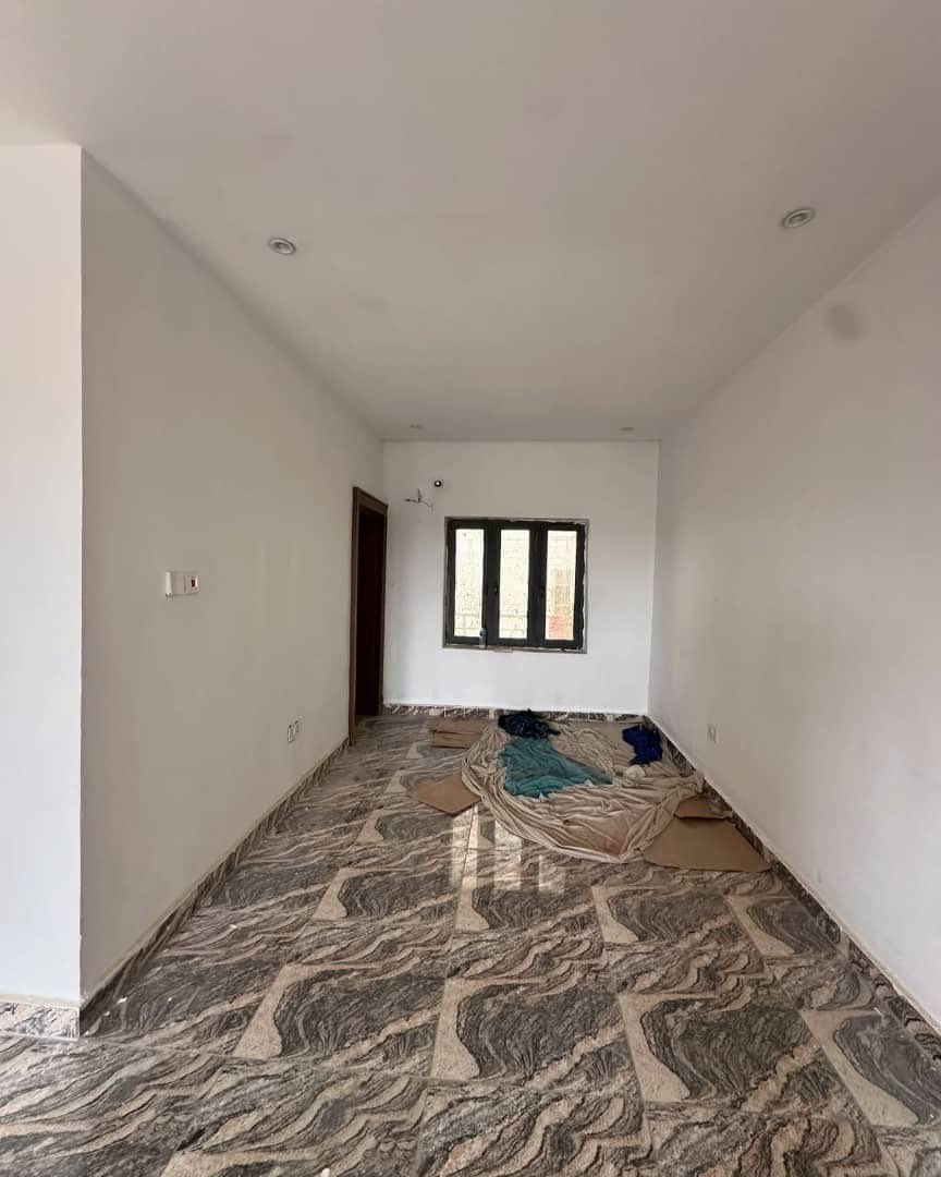 Meekrealestate's tweet photo. LISTED..N120M| WUYE ABUJA 🇳🇬 

PROPERTY TYPE: 3- Bedroom apartment

LOCATION: WUYE ABUJA

FEATURES:
- Ante room
- 2 living rooms
- Guest toilet
- Fitted kitchen
- Spacious compound
- Serene environment
- Tarred road

PRICE: 220M
AGENCY: 5%

CONTACT INFO:☎️
📞 09039275412 https://t.co/QnyPaXMdsE
