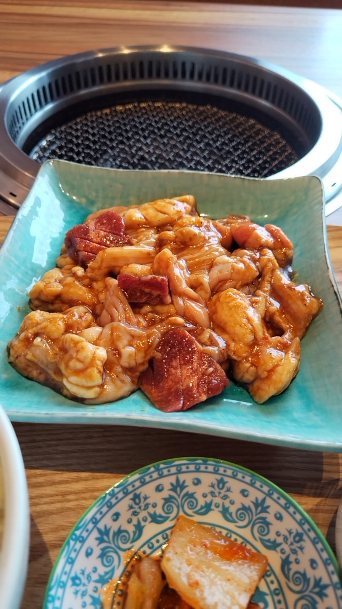 ComJasu's tweet image. 今日のお昼は
山形市浜崎の
#hana火 さんで
#ホルモンランチ
#1人焼肉
インスタの広告価格で
たったの¥880!?
ご馳走様でしたっ！🙌
大変美味しかったです！
激安で驚きでした。
贅沢ランチに満足でした！🙌