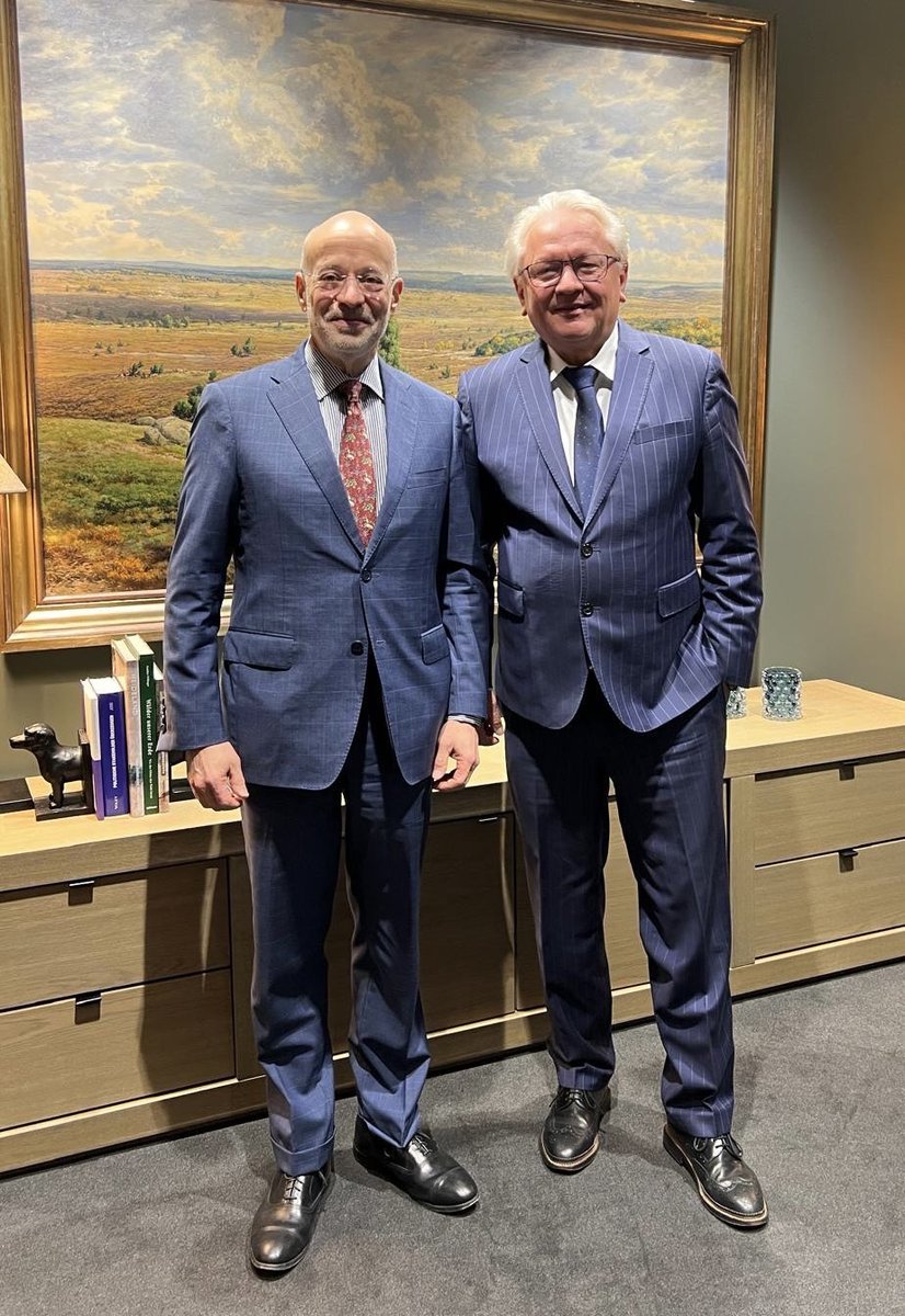 US-Botschaft Berlin tweet media