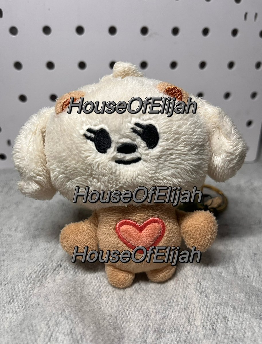 Ellpaca313's tweet photo. Check out 'BAMGEUT PLUSH VERS 1 (STANDING)', available at RM90 on 

#Carousell https://t.co/1aEM5HYjnO

#pasartxt https://t.co/tnQhRyMyq9