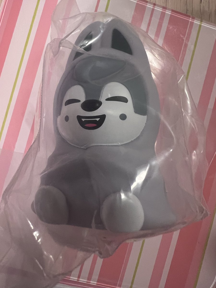 mochi tweet media