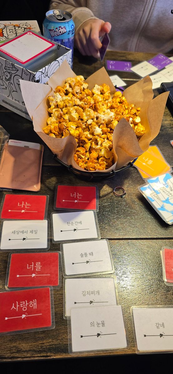 __Hamming_'s tweet photo. 이 뒤에 머핀게임 ㄹㅇ 2시간 반 했는데 ㅇ안 끝났음 https://t.co/0QL61eIVq9