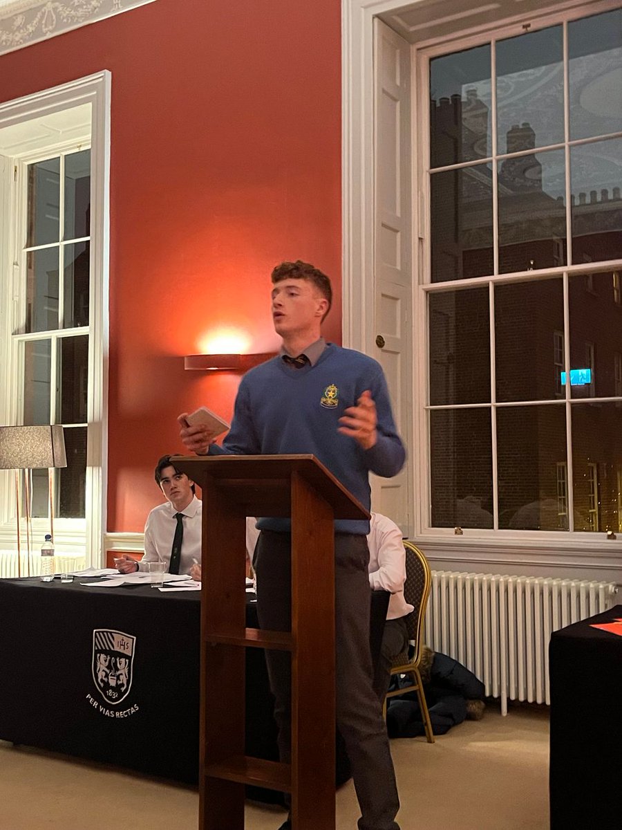 DLS Dundalk tweet media