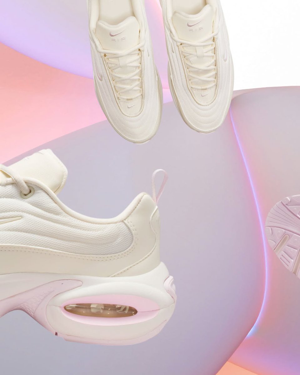 Take your style higher. 👟✨
The Nike Air Max Portal mixes chunky noughties’energy with a sleek, modern look. With cloud-like cushioning and a standout oval midsole, every step feels effortless and bold.

Available at Sportscene. While stocks last.