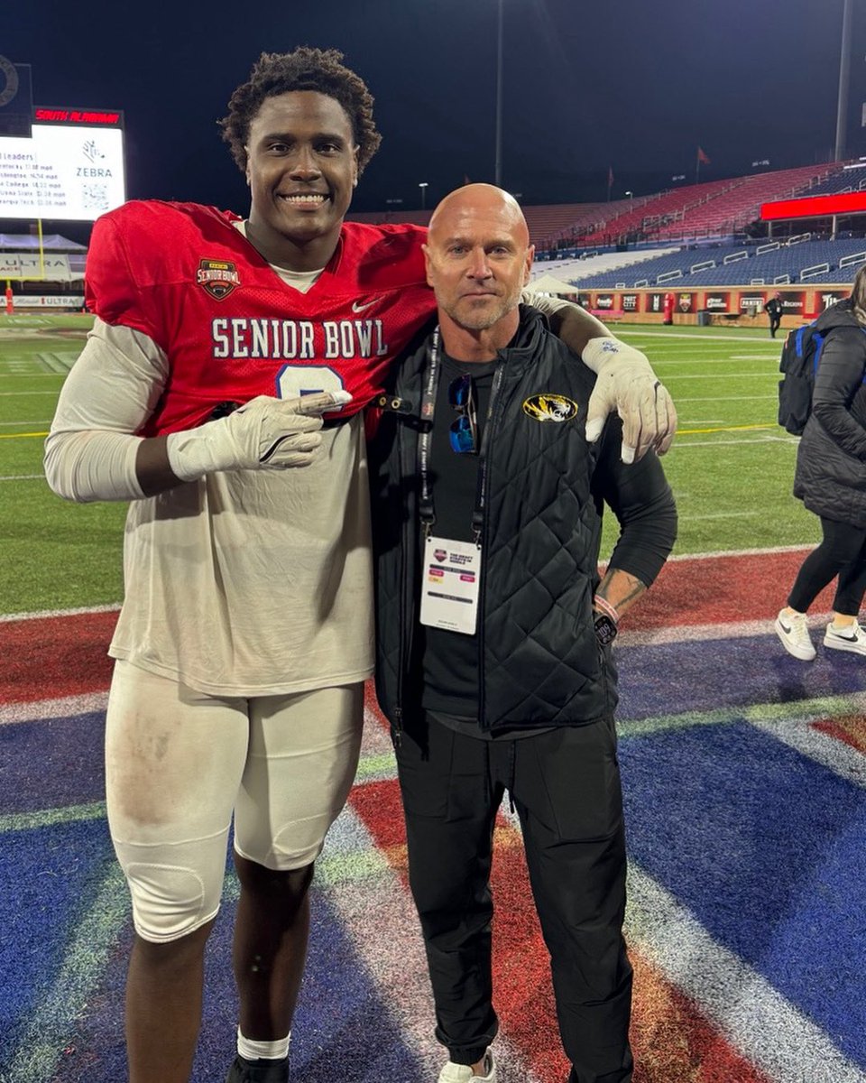 coachbrianearly's tweet image. CHASE 2 DREAMS! Proud of you &amp;amp; love you, Z!  @ZionReese3