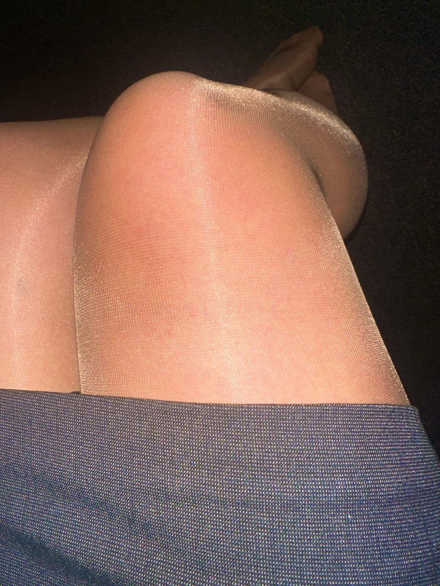 GoddessDaisy&MasterBanks tweet media