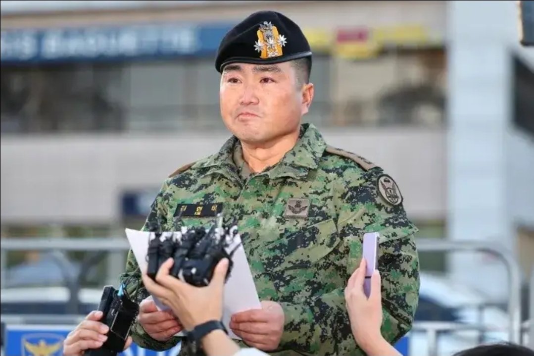 707 김현태 단장님 파면당함
나라를 뭔 개븅신을 만드네