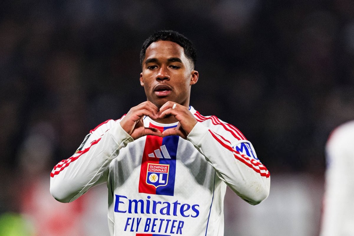 ActuL1_'s tweet image. 🚨🚨💣 𝗖’𝗘𝗦𝗧 𝗣𝗔𝗦 𝗣𝗢𝗦𝗦𝗜𝗕𝗟𝗘 !!!! 𝗟𝗘 𝗟𝗢𝗦𝗖 🇫🇷 𝗣𝗢𝗨𝗥𝗥𝗔𝗜𝗧 𝗥𝗘𝗧𝗥𝗢𝗨𝗩𝗘𝗥 𝗟’𝗢𝗟 🇫🇷 𝗘𝗡 𝟴𝗘𝗦 𝗗𝗘 𝗙𝗜𝗡𝗔𝗟𝗘 𝗗𝗘 𝗟’𝗘𝗨𝗥𝗢𝗣𝗔 𝗟𝗘𝗔𝗚𝗨𝗘 !!! 🤯🤯🤯

Si Lille sort Belgrade, il y aura UNE CHANCE SUR DEUX que cette double-confrontation ait lieu.