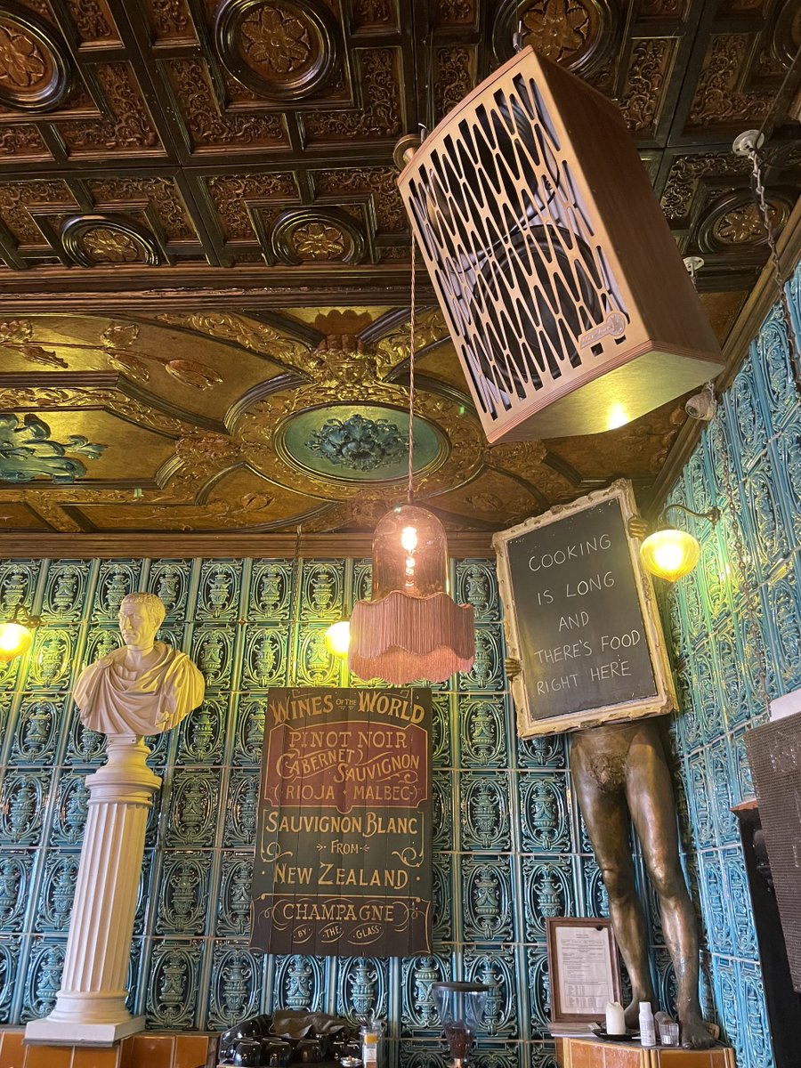 neuron_av's tweet photo. We recently delivered a bespoke bar sound system installation at the Old Queens Head, with custom walnut speakers built alongside Hatchett Sound and powered by Powersoft.

Paired with a @ChauvetPro + @AvolitesLtd lighting upgrade upstairs.

🔗 https://t.co/2Ifzi8h0Gz https://t.co/B3fSPrroVe