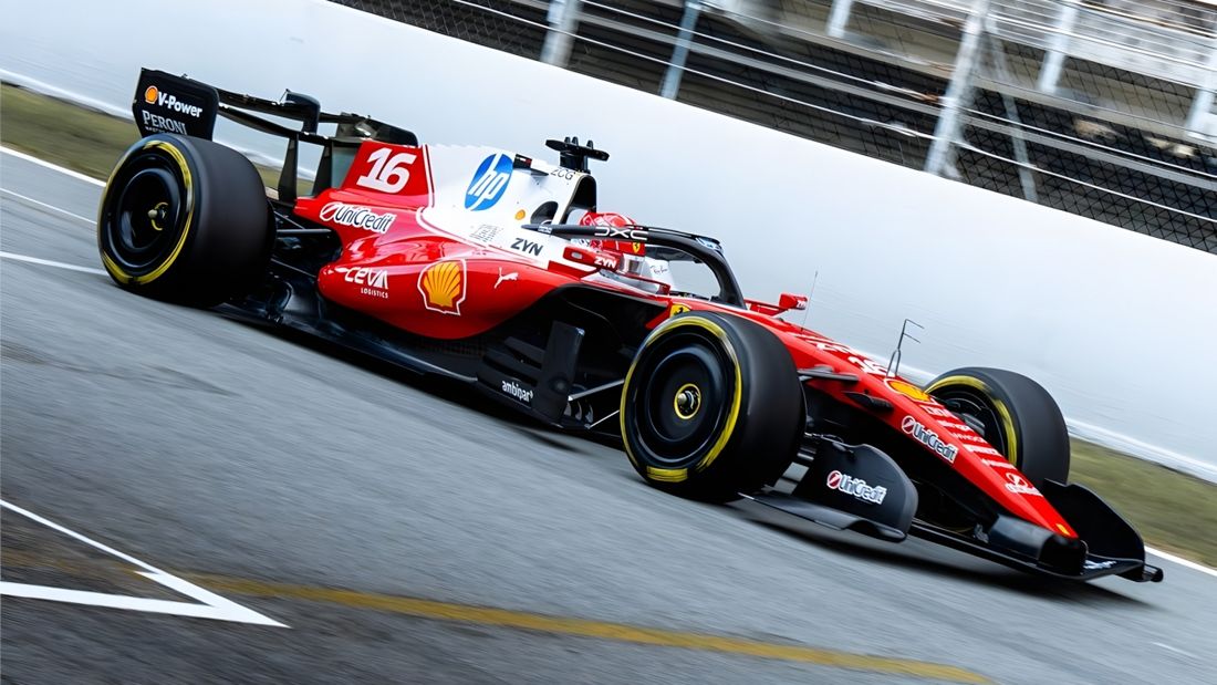 Fin de la sesión matinal del D5 de pruebas de F1 en Barcelona…

1️⃣ Leclerc/ 1m16s653 (79 vueltas)
2️⃣ Piastri/ 1'17"446 (79 v)
3️⃣ Verstappen/ 1'18"285 (69 v)
4️⃣ Bearman/ 1'18"423 (105 v)
5️⃣ Gasly/ 1'19"754 (78 v)
6️⃣ Bortoleto/ 1'20"179 (64 v)
7️⃣ Alonso/ 1'20"795 (49 v)
8️⃣ Bottas/