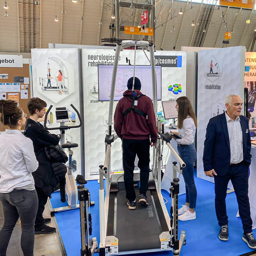 hpcosmos tweet media