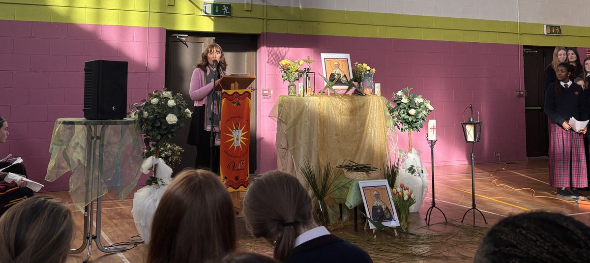 Coláiste Nano Nagle tweet media