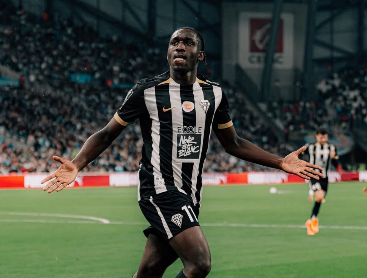 🚨🟡🔵 Sidiki Cherif informs Angers about his preference to join Fenerbahçe as clear priority.

Fenerbahçe offer for the striker: loan with obligation to buy worth package around €22m.