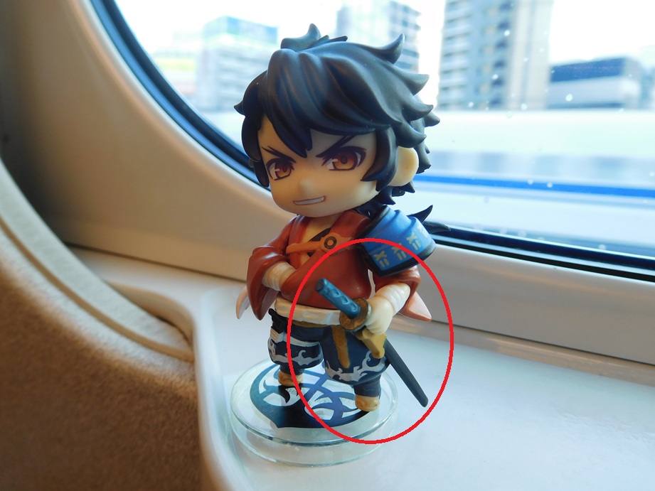 【拡散希望/落とし物】
本日1/30の10:50頃刀ミュ会場SkyシアターMBS(KITTE大阪6階)入り口前あたりでねんどろいどぷち陸奥守吉行の左腕と刀のパーツを紛失しました(写真赤丸)
拾っていただいた方、明日以降観劇予定の方で現地で見つけられた方がいましたらご連絡いただけると嬉しいです
詳細は以下↓