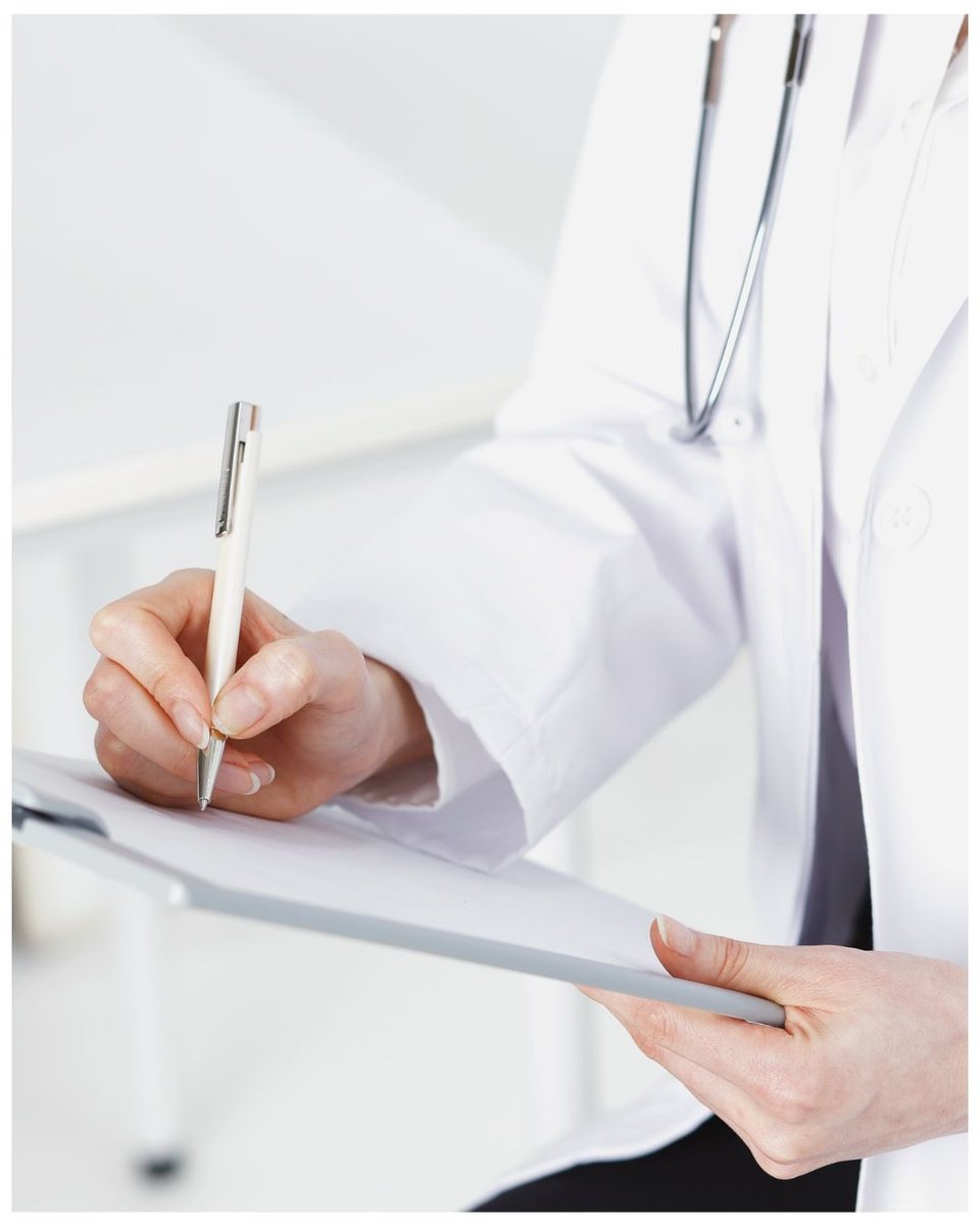 Contar con los mejores especialistas marca la diferencia 🥼 

En Salus, ponemos a tu disposición un cuadro médico de confianza para cuidar de ti en cada etapa 💙

#CuadroMedico #Especialistas #Salus #SaludDeCalidad