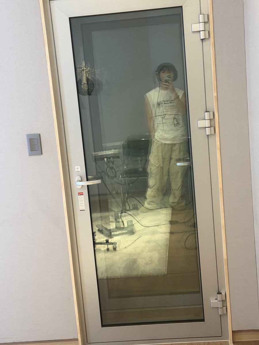 260130 #김재환
 
굳 배앰~!

🔗 m.cafe.daum.net/KJHOfficial/mE…