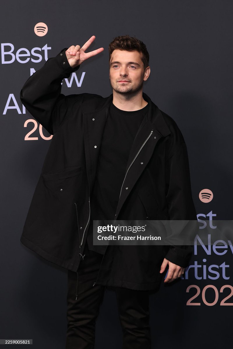 GarrixRocks tweet media