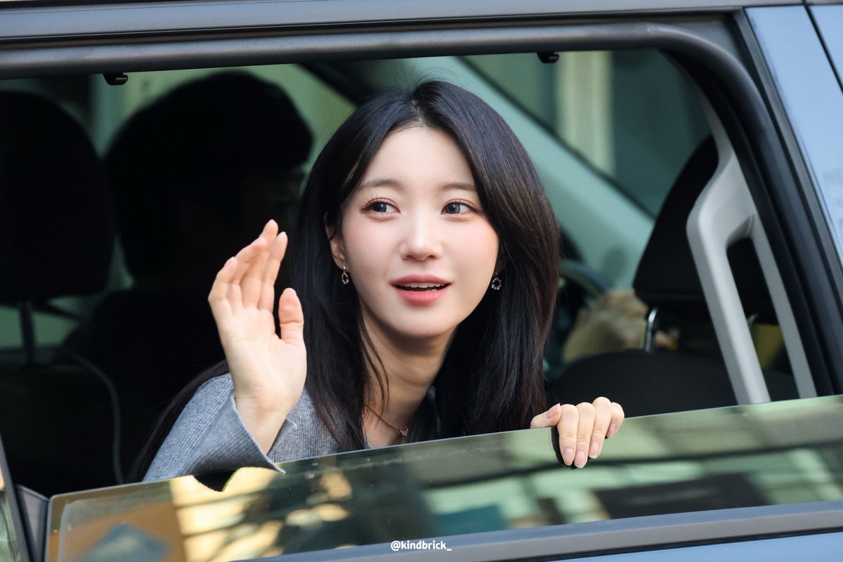 260117 시그 팬사인회

또 만나윱 ☺️

<a href="/WM_OHMYGIRL/">오마이걸 (OH MY GIRL)</a>
#오마이걸 #유빈 #배유빈
#OHMYGIRL #YUBIN