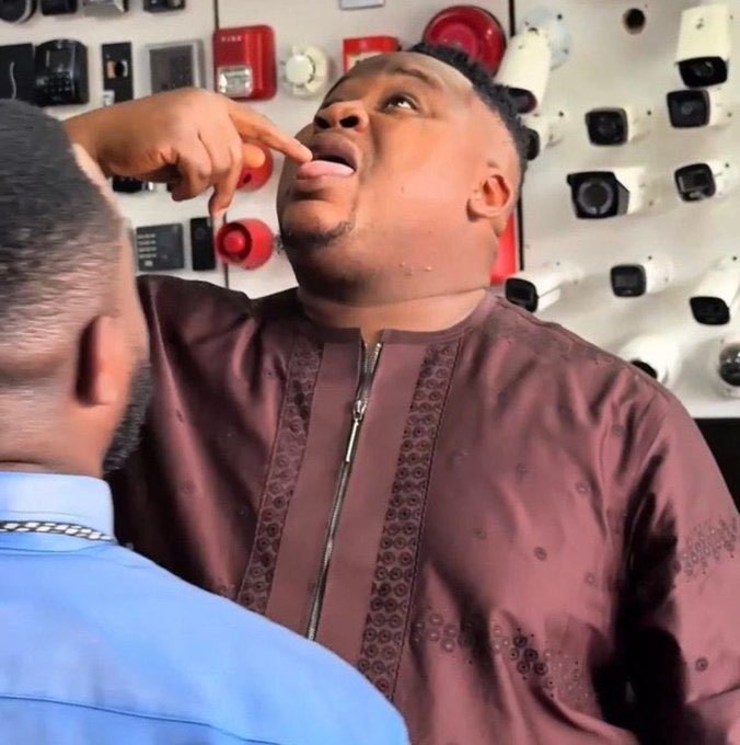 dreamyislamiat's tweet image. Walai talai I follow back immediately 🤝😩😩