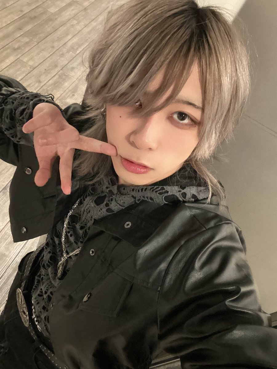 1/30(金)FULL OUT!
ありがとうございました！

1月ラスト現場
来てくれたみんなありがとう✌️
１ヶ月経つの早いね🫠楽しかったね
残りの11ヶ月も一緒に楽しもうね

次回は2/2日(月)オンライン特典会
3日(火)RESTART五反田G2です！
2月もお待ちしてます！💪
#アンハニ